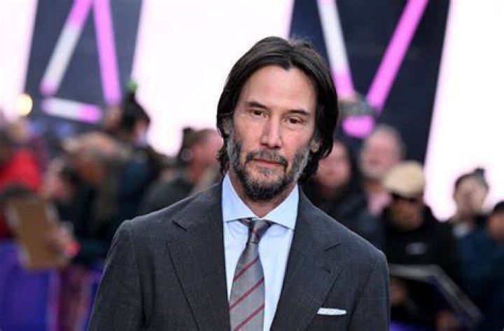 08.05.2016 Keanu reeves, Moda, Vestiti