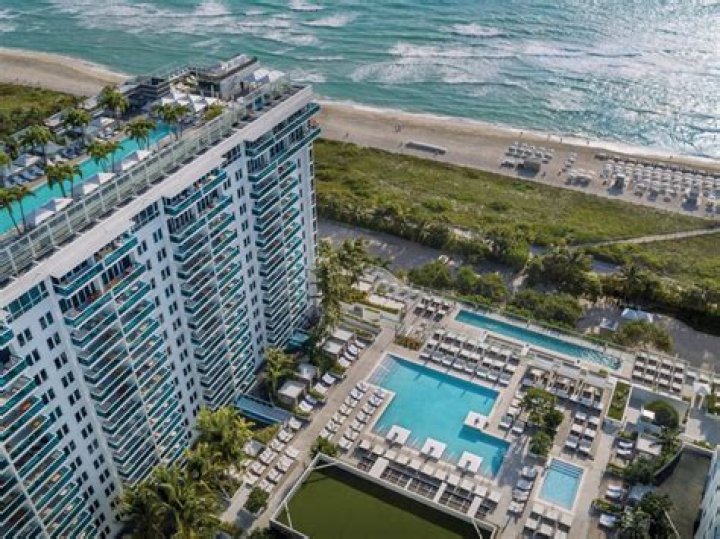 1 Hotel South Beach's Mediums & Mischief 2016 NYE Bash World Red Eye