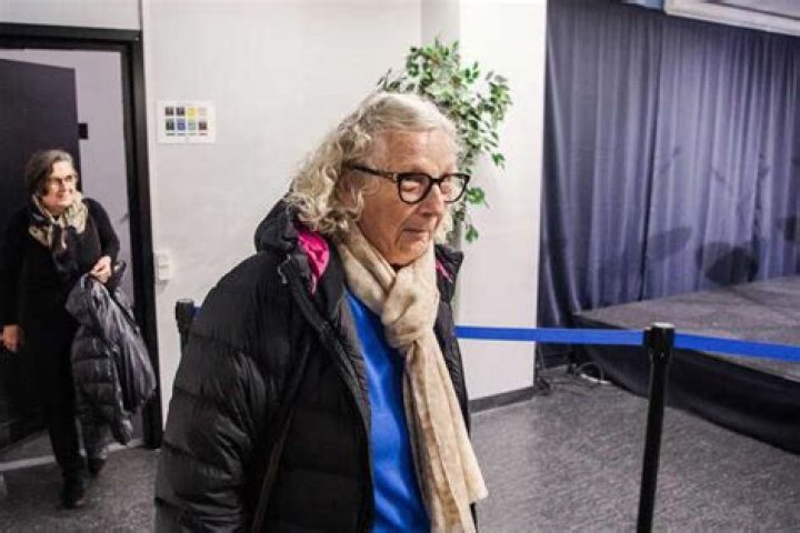 191008 Jurka Gravic, mom of Zlatan Ibrahimovic at a press conference