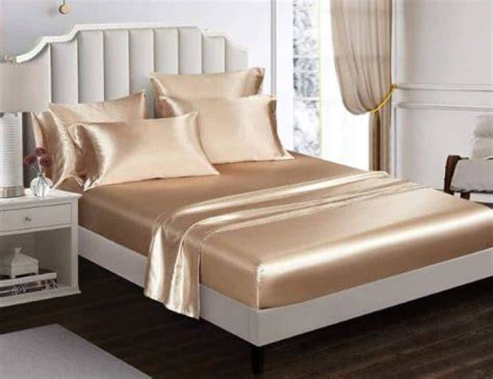 12 Best Satin Sheets in 2024
