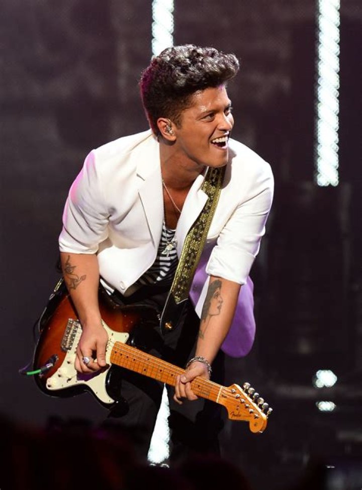 16 Times Bruno Mars Was So Hot He Made a Dragon Want to Retire Bruno