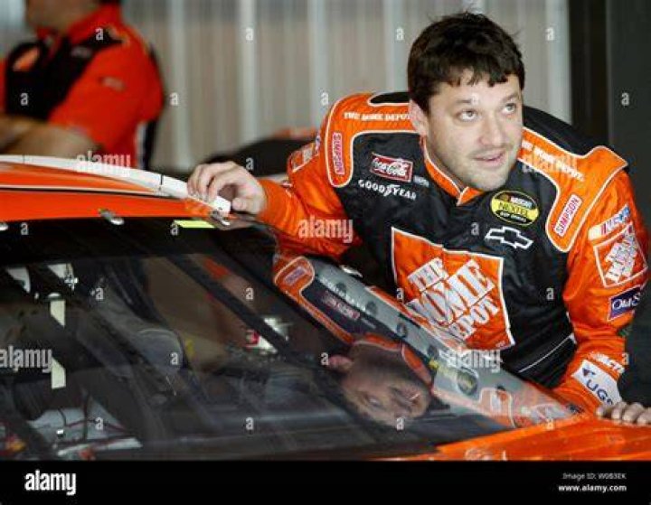 24yearold driver for Tony Stewart Racing dies in interstatehighway