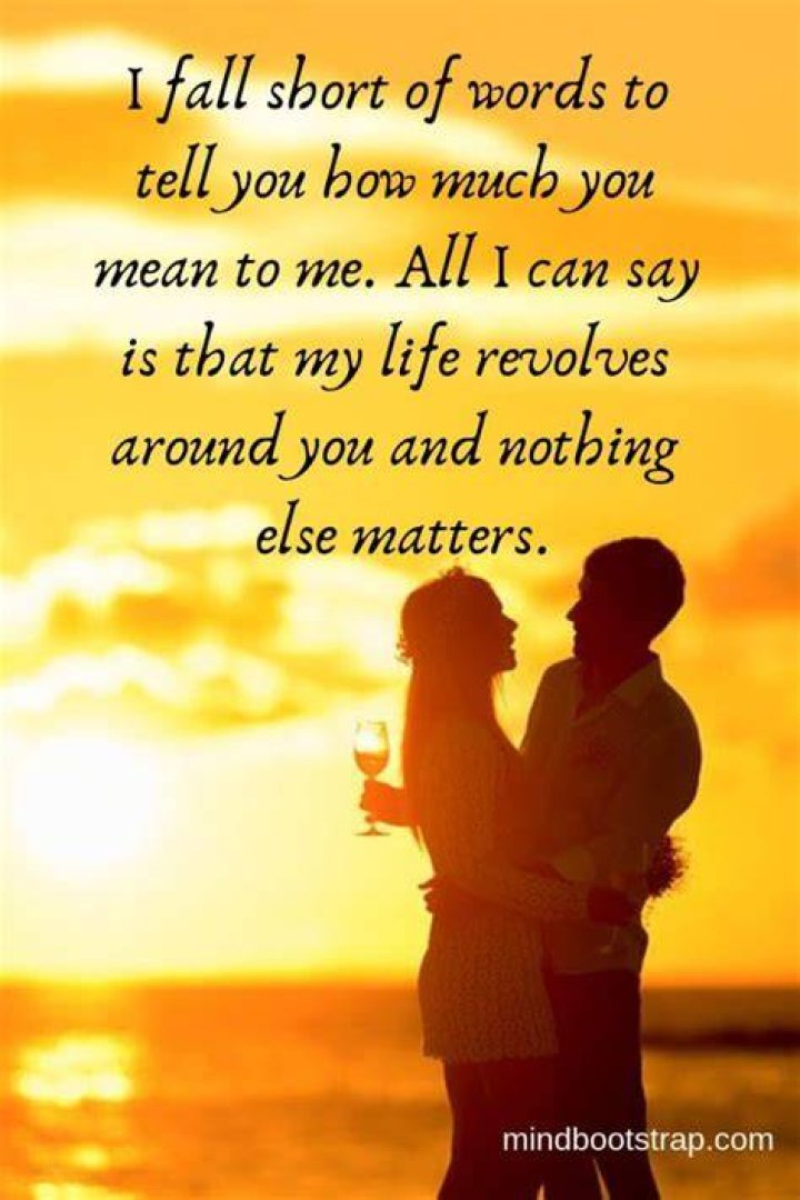 400+ Best Romantic Quotes That Express Your Love (With Images