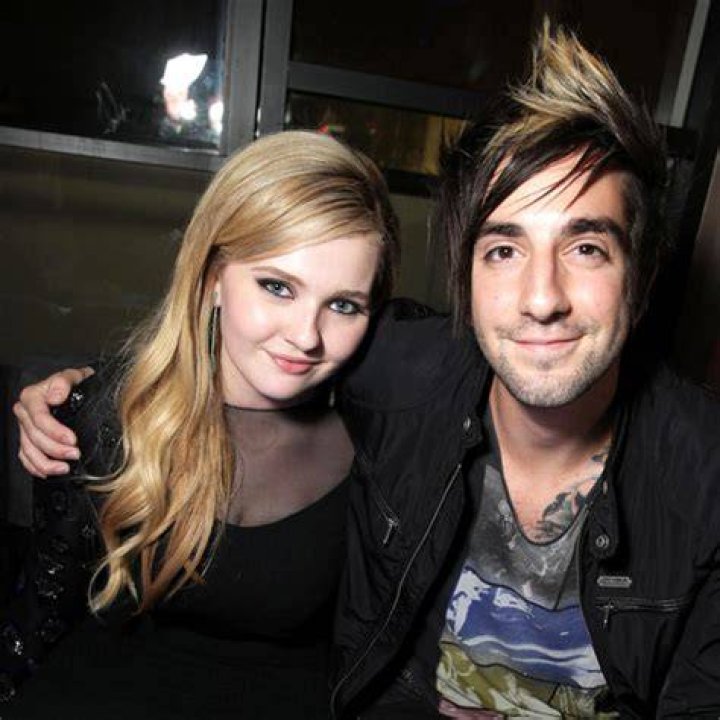Abigail Breslin Dating Jack Barakat