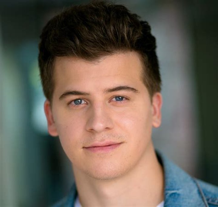 Actor Barrett Carnahan Talks &ldquo;The Thundermans&rdquo; and &ldquo;Grownish&rdquo;
