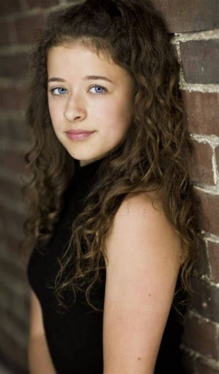 Addison Holley Biography, Height & Life Story Super Stars Bio