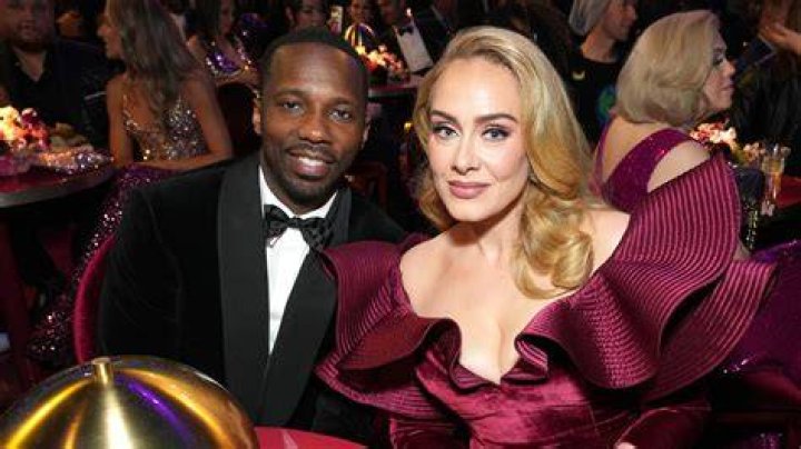 Adele Fuels Marriage Speculation in Las Vegas