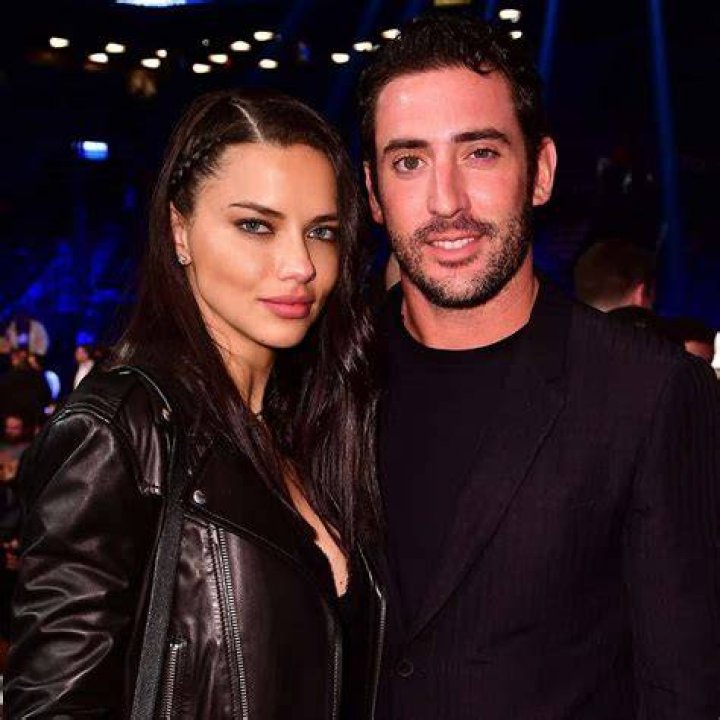 Adriana Lima Relationship History Lenny Kravitz Who Has Adriana Lima
