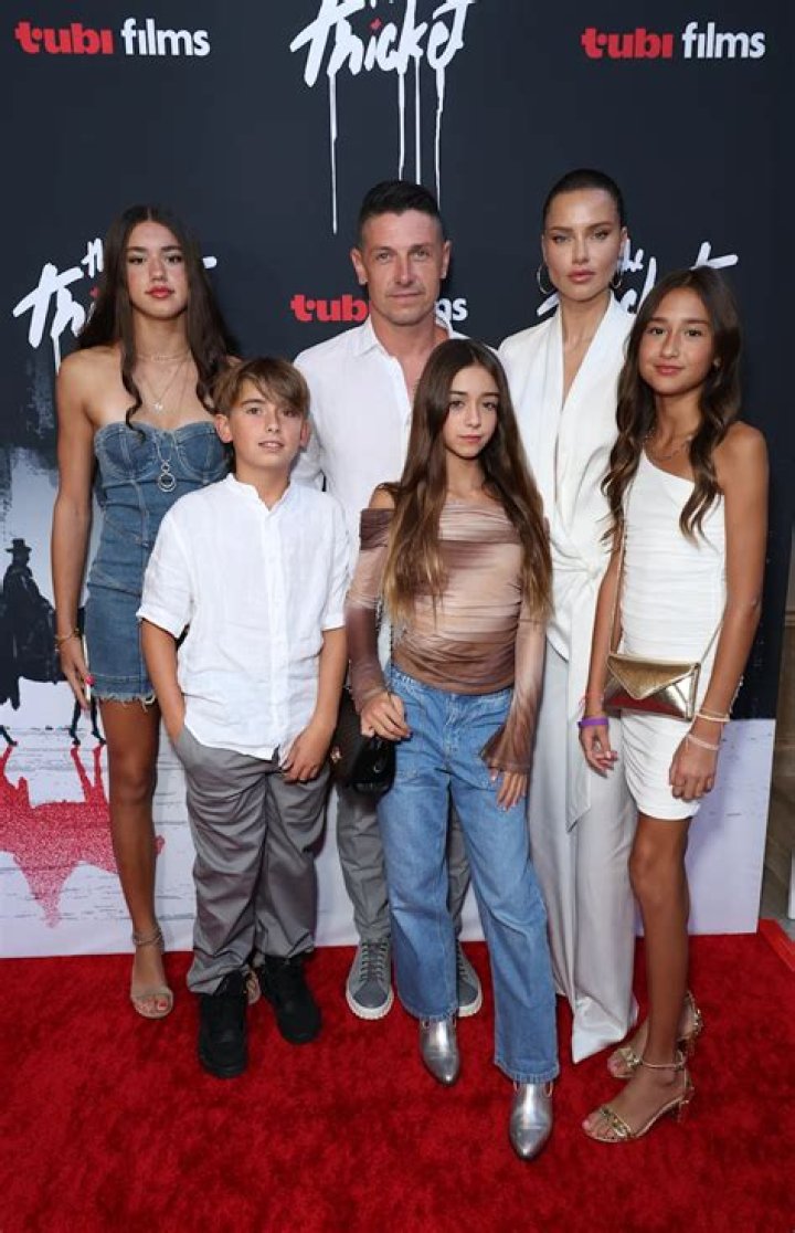 Adriana Lima’s Daughters' Favorite Hobby Hints Future in Modeling