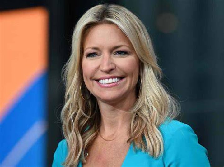 Ainsley Earhardt Biography Facts, Childhood, Family Life & Achievements