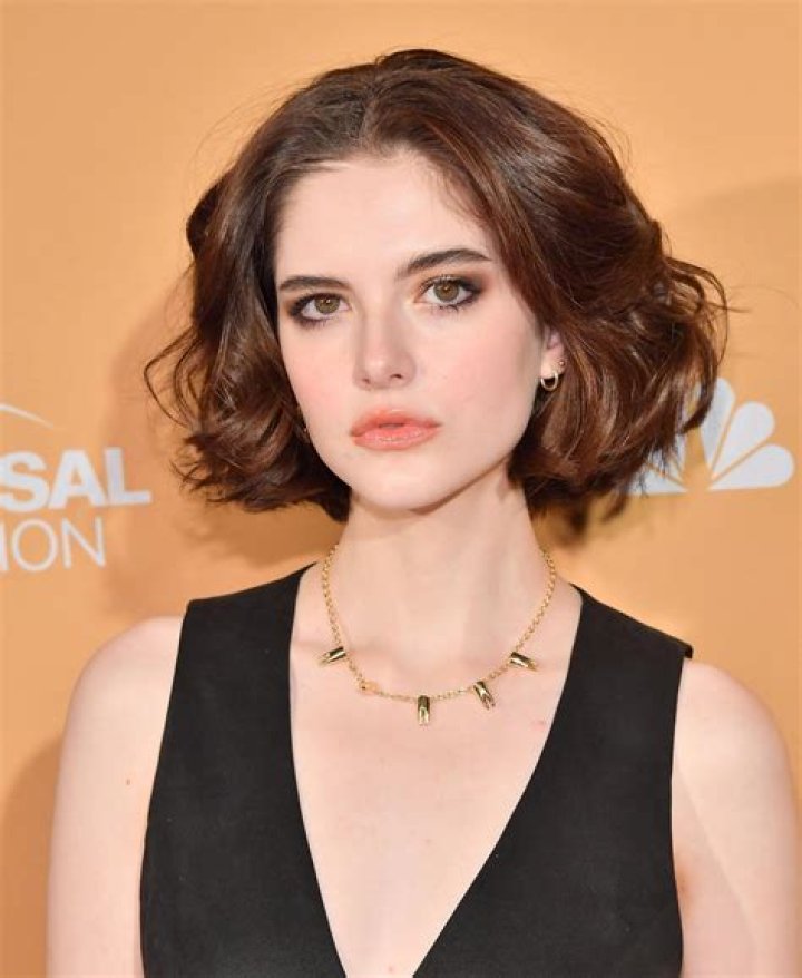 Ainsley Seiger (UHD) r/Sophisticated_Beauty