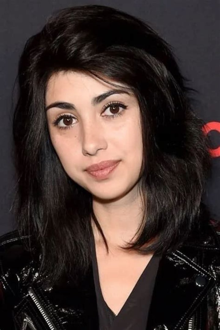 Alexa Mansour Su biografía