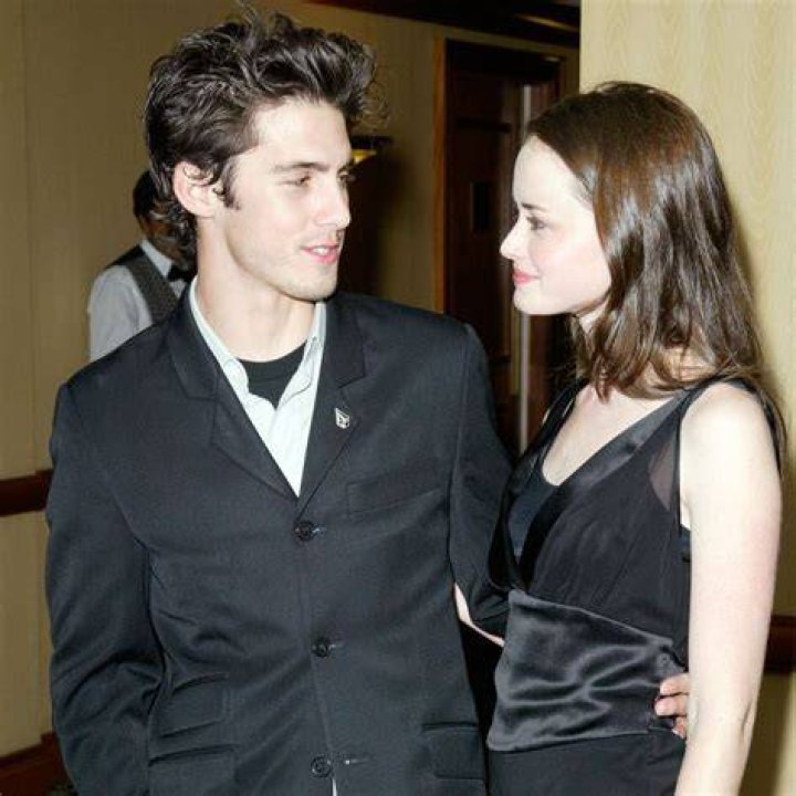Alexis Bledel Boyfriend, Dating History, Relationships