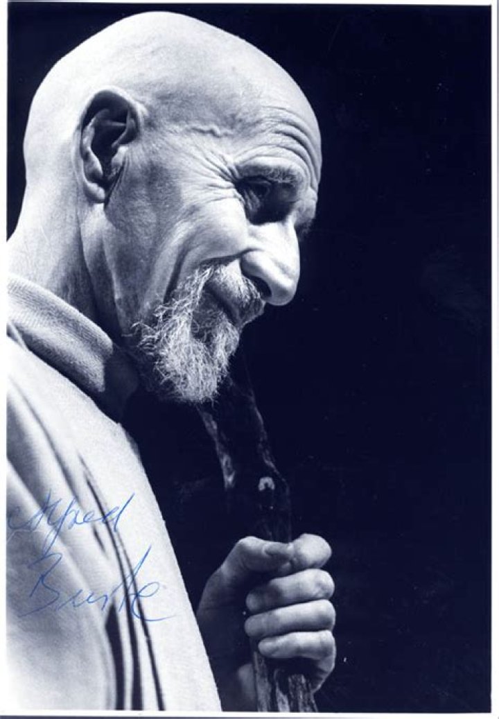 Alfred Burke Movies & Autographed Portraits Through The Decades