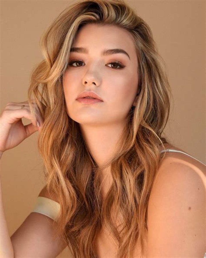 Ali Skovbye Photoshoot February 2021 (more photos) • CelebMafia