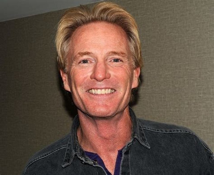 Allan Kayser Biography, Age, Wife, Family, Net Worth, Is He Gay