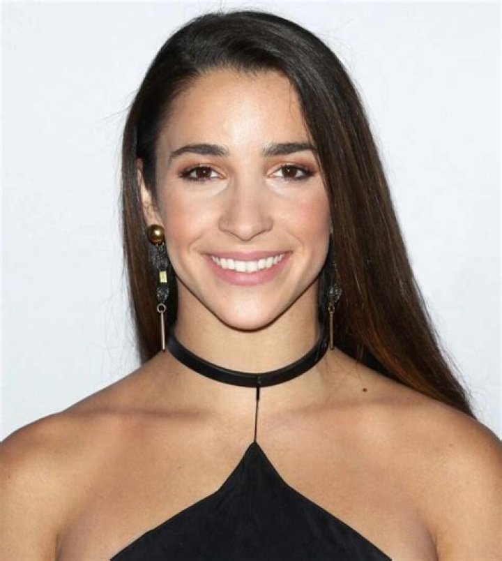 Aly Raisman Net Worth (2021), Height, Age, Bio and Facts