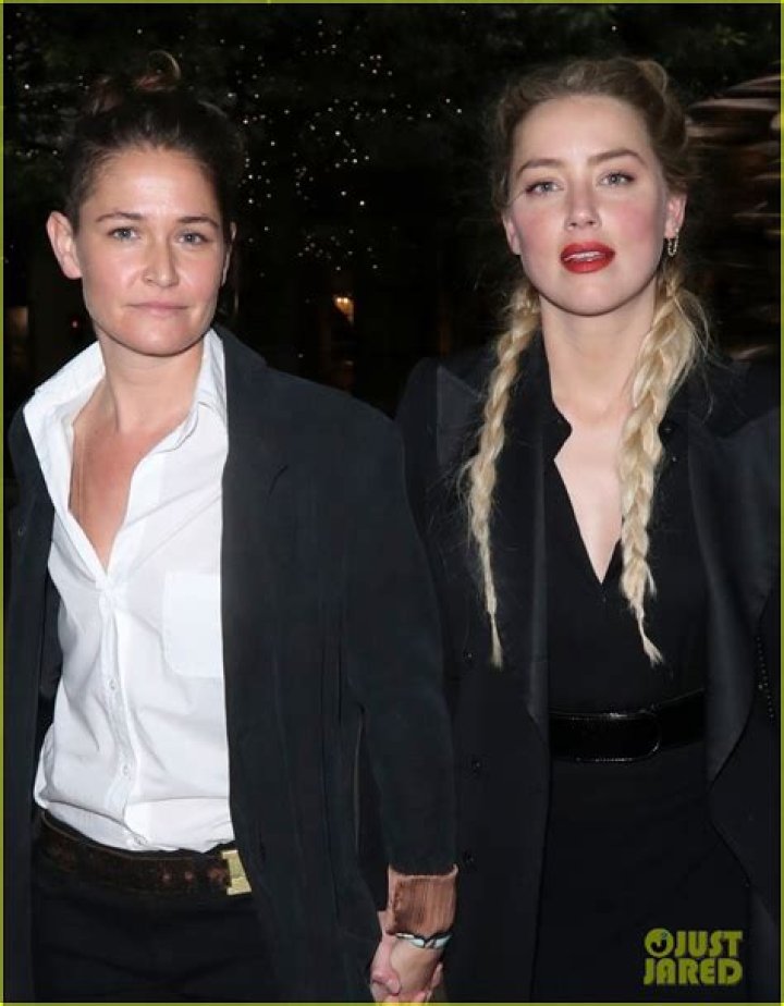Amber Heard and Bianca Butti Takes a break from isolation to walk in