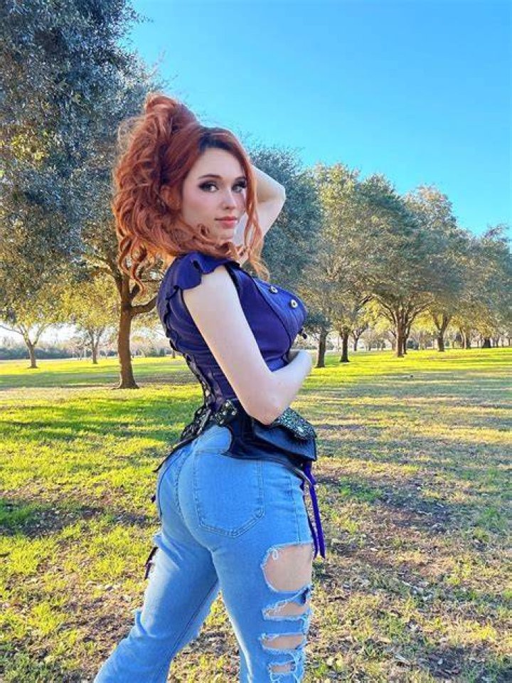 Amouranth twitter playboy