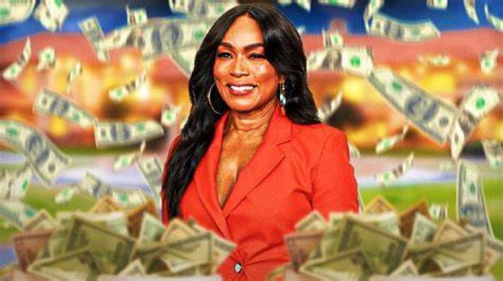 Angela Bassett Net Worth (2023) From "Black Panther," "911" Parade