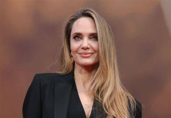 Angelina Jolie ️ Ash ️ Angelina jolie, Angelina jolie photos, Angelina