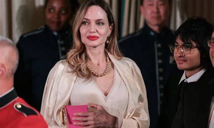 Angelina Jolie urges women to 'go for mammograms and blood tests' ABC