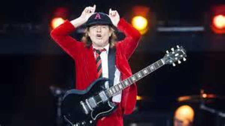 Angus Young Radio Birikina Anni 60
