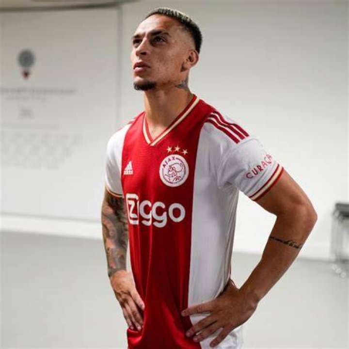 Antony (footballer) Bio, Height, Weight, Age, Measurements Celebrity