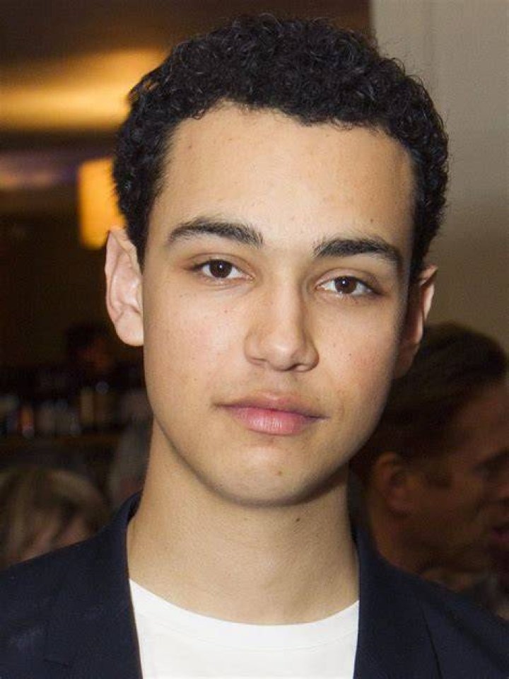 Archie Madekwe Biography, Height & Life Story Super Stars Bio