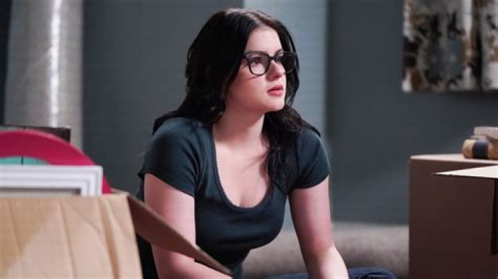 Ariel Winter's Dating History Recalling the 'Modern Family' Star's