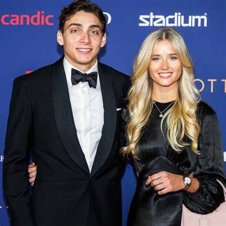 Armand Duplantis flickvän Desiré Inglander kritiseras efter nya bilderna