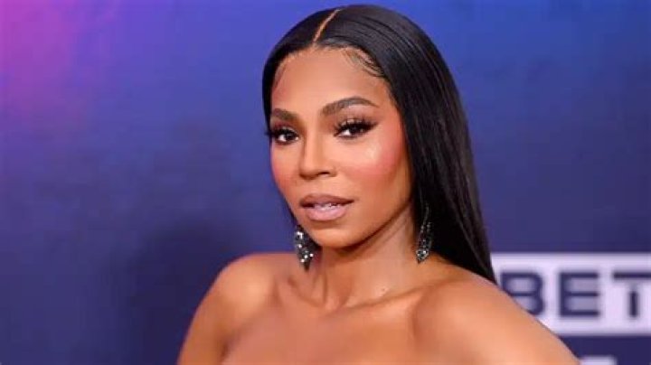 Ashanti Net Worth 2024 (Yearly With Other Sources)