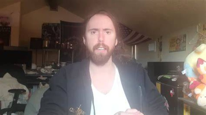 Asmongold-set-to-return-to-streaming