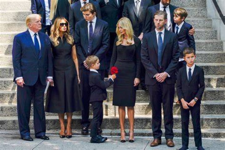 At Ivana Trump’s Funeral, a GoldHued Coffin and the Secret Service