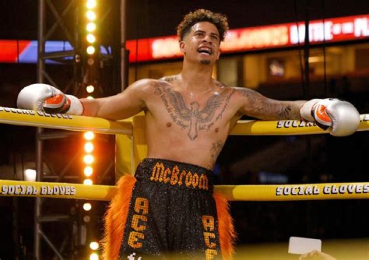 Austin McBroom vs AnEsonGib Planned new fight date and schedule for