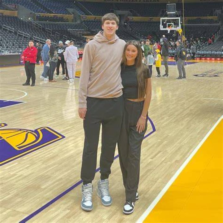 Austin Reaves wife Does Austin Reaves have a girlfriend or wife?