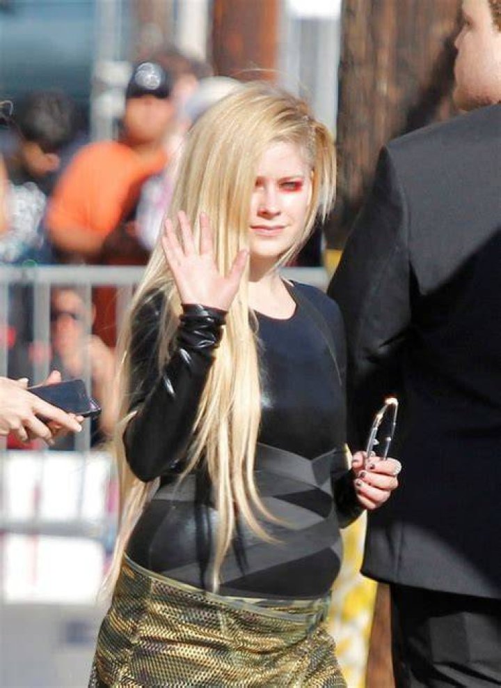 Avril Lavigne Weight gain 9GAG