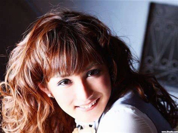 Ayana Tsubaki beautiful wallpaper 9 1600x1200 Wallpaper Download