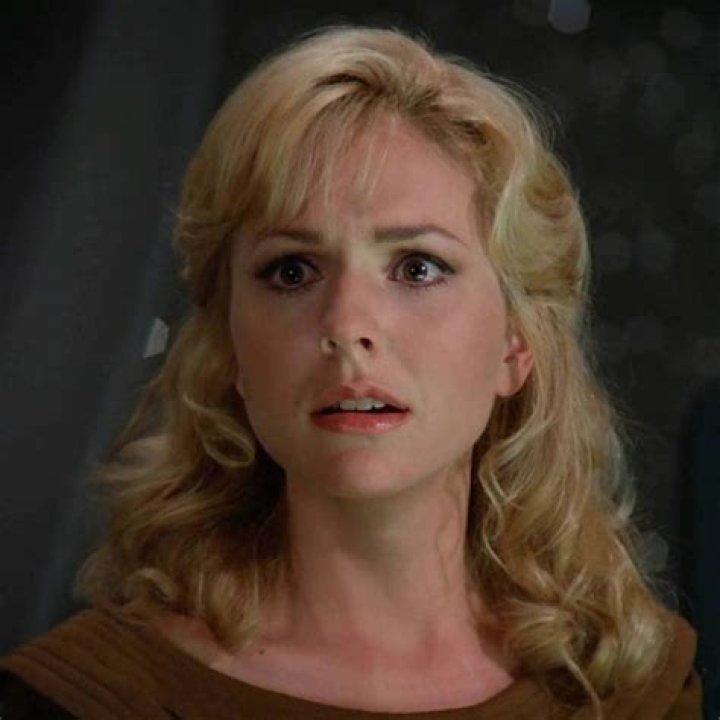 Barbara Alyn Woods Cult Celebrities