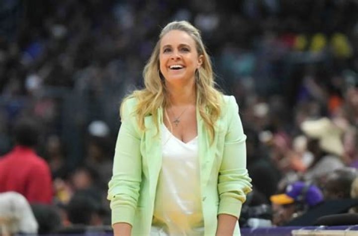 Becky Hammon Bio, Career, Net Worth, Height, Nationality