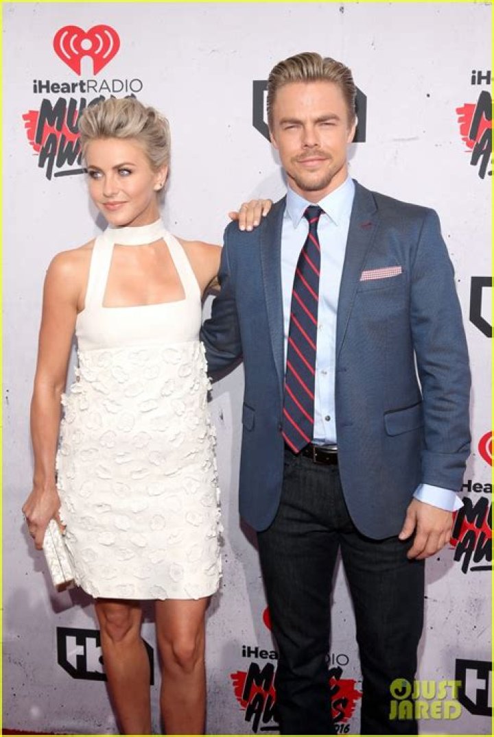 Bethany Mota & Derek Hough Reunite at iHeartRadio Music Awards 2016