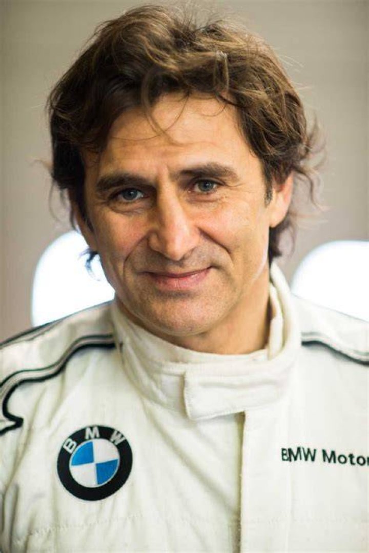BMW Brand Ambassador Alessandro Zanardi wins two medals at the Para
