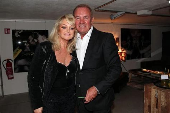 Bonnie Tyler Husband Meet Robert Sullivan TRAN HUNG DAO School