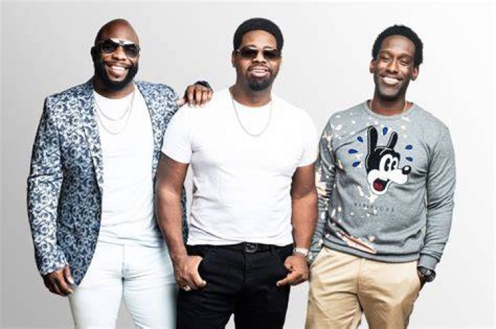Boyz II Men&rsquo;s Wanya Morris Clarifies Rumors That He Dated Brandy When