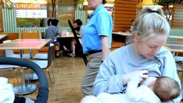 BREASTFEEDING IN PUBLIC! YouTube