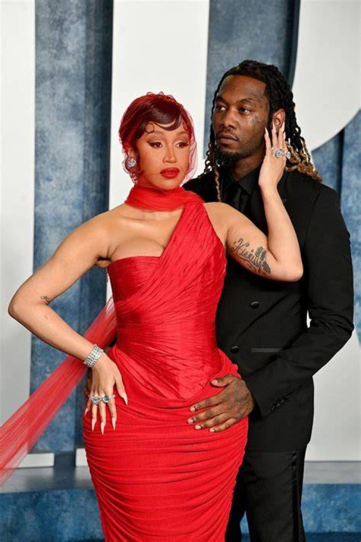 Cardi B Is Pregnant, Expecting First Child With Fianc&eacute; Offset E! News