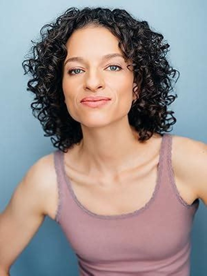 Cassandra Cruz Movies, Bio and Lists on MUBI