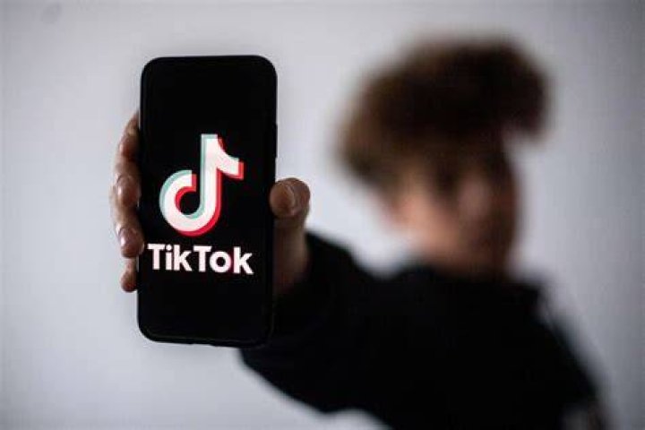 Ce tiktokeur avec 3,5 M d'abonn&eacute;s habite au Qu&eacute;bec et se confie &agrave; nous