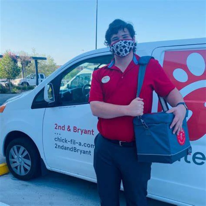 ChickfilA delivery driver in fights off armed robber, pulls