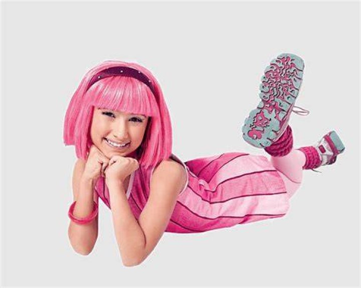 Chloe Lang Lazy town, Celebridades femeninas, Chloe